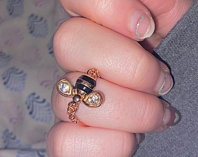 bee wire ring