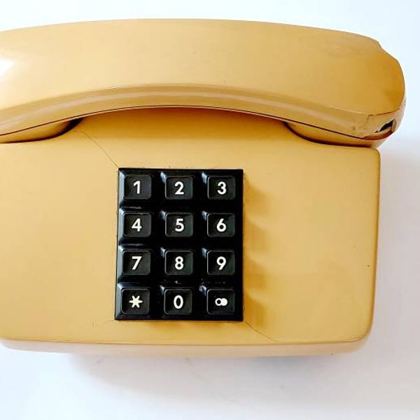 Vintage phone with buttons