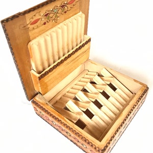 Portasigari in legno, portasigarette in legno fatto a mano vintage, portasigarette in legno pirografia vintage, scatola portasigarette tascabile, regalo per fumatori
