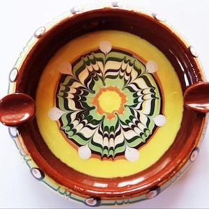 ashtray, antique ashtray, vintage ashtray, round ashtray, boho ashtray, clay ashtray, cigarette ashtray,enamel ashtray