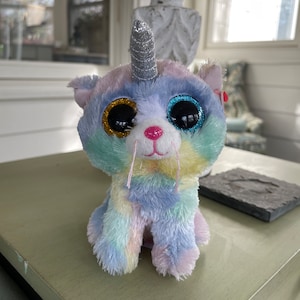 6 inch Beanie Boo “Heather the Cat”