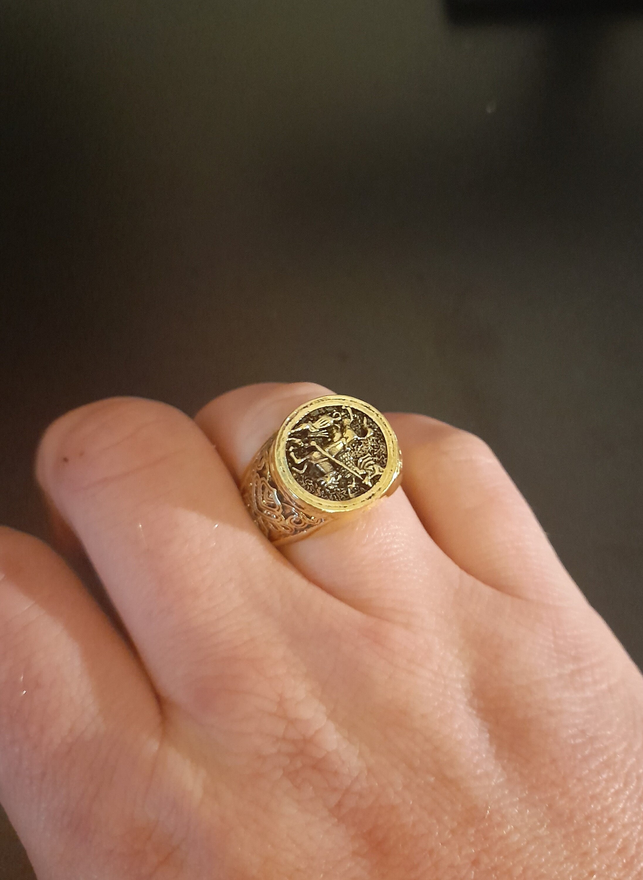 Bague souveraine Saint Georges en or Bijoux classiques et royaux Etsy France
