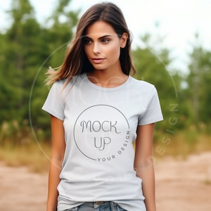 Mockup Ash Gildan-T-shirt van 5000 l voor dames (digitale download)