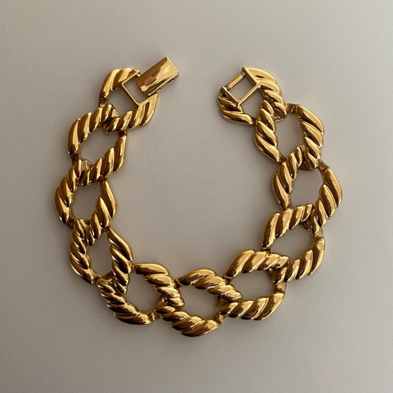1980s Napier Gold Tone Textured Link Bracelet - image 1