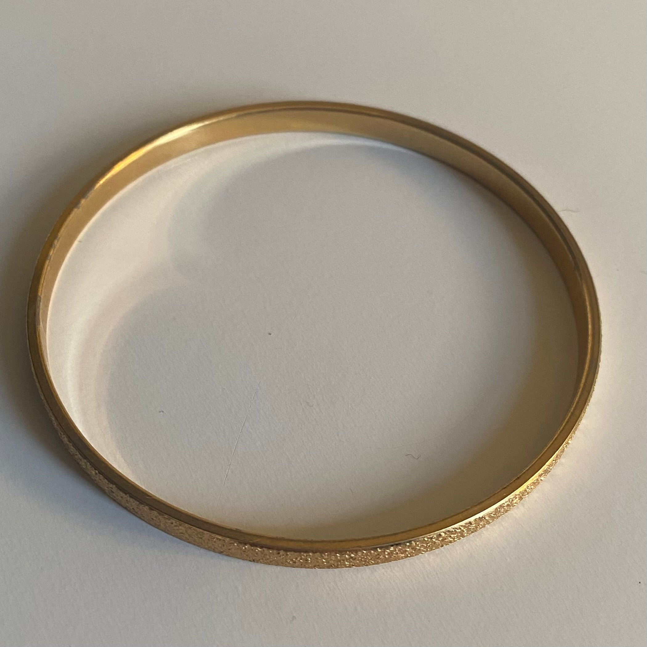 Monet gold bangle - Etsy 日本