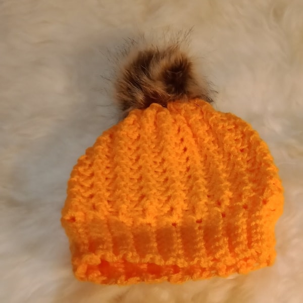 Bonnet Orange en laine mélangé, pompon amovible sur pression, grosse laine crocheté