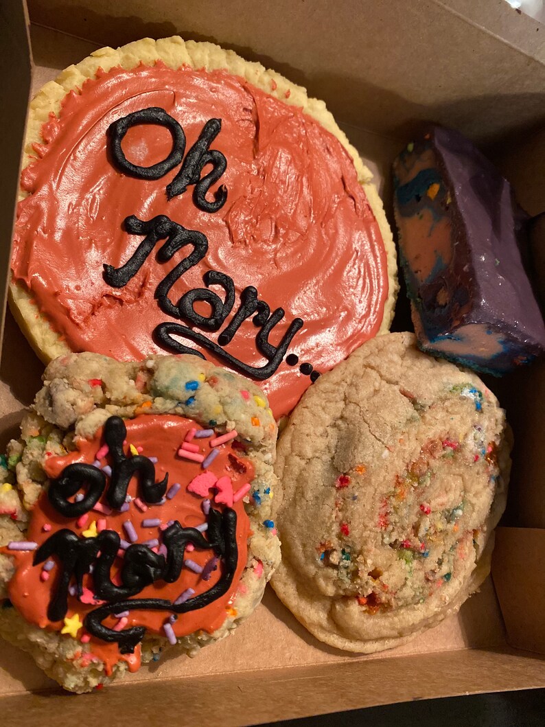 Custom Bakes - Etsy