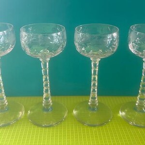 Crystal Liquor Aperitif or Shot Glasses Etched Flower & Clear Leaves Motif Set of 4 Holds 2oz Vintage Barware