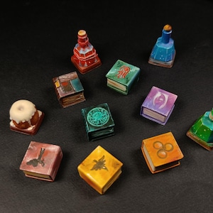 Spell Tomes Black Book \ Sweetroll Hand-painted Yonger Scrolls Artisan Keycaps
