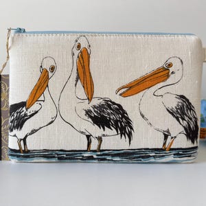 Borsa per il trucco divertente con motivo acquerello a pellicano, custodia protettiva in carta bianca, tessuto di design blu, regali da viaggio unici per lei, accessori boho