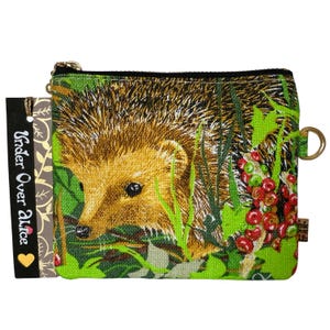 Porta-moedas com estampa de ouriço, carteira vegana, designer, tecido de camurça vermelho Berry, capa retrô com retrato de animal para AirPods, troco, dinheiro, cartões
