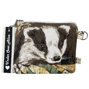 Monedero pequeño con cremallera y diseño de patchwork, con cara de tejón y retrato de cachorro, con estampado de primer plano, estuche para AirPods, lindas ilustraciones de vida silvestre, regalos únicos para ella