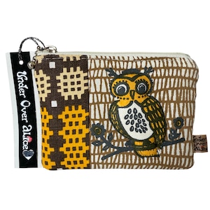 Opera d'arte di gufo, stampe serigrafiche originali, peluche, portaoggetti da viaggio con cerniera, arazzo in lana gallese, piccolo gufo, cottage, quadretti a quadretti marrone