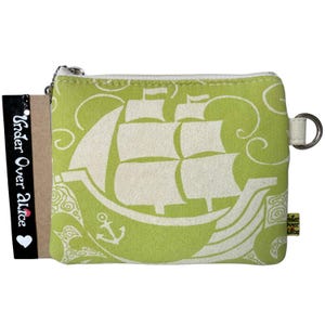 Cartera vegana con diseño de velero color crema lima, de Designers Guild, de ante, estilo retro, accesorio de viaje, ecológica, color personalizable.