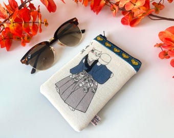 Kawaii Anthropomorphic Kitty Cat Print Eyeglasses Holder, Padded Vegan Blue Suede Plush  Protective Sleeve