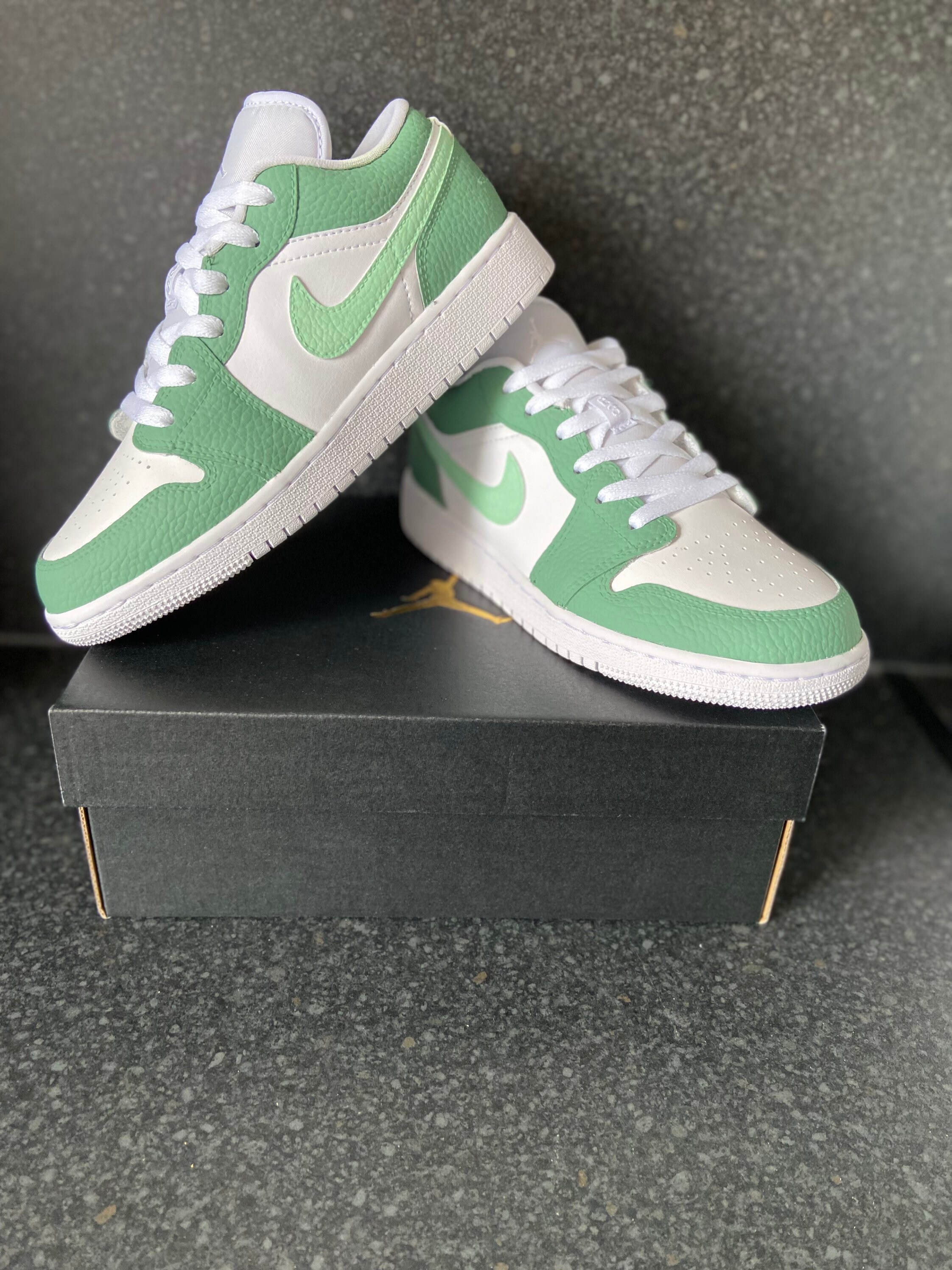 sage green jordans low