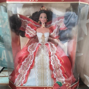 Vintage Barbie 1996 Holiday Barbie NIB Vintage Mattel Toy Christmas Decor Collectable RARE