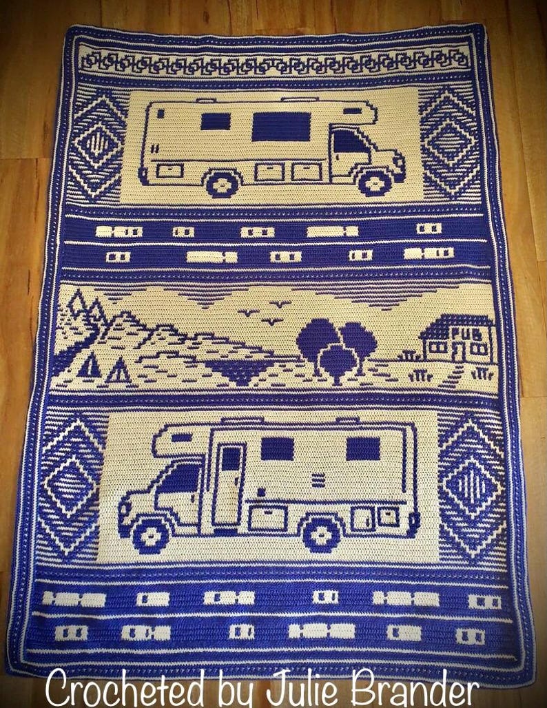 Julie's own, creative version of this pattern. Doesn't it look amazing? :)