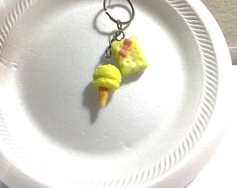 Ice cream and biscuits keychain