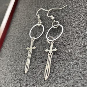 Edelstahl Ohrringe Dolch Kreuz mit Ring |  Blitz mit Ring | Alternative Ohrhänger |Gothic l Punk