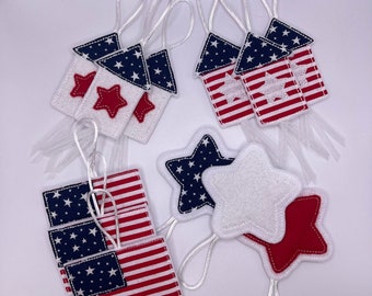 Mini Memorial Day Ornament Set // red white and blue ornaments