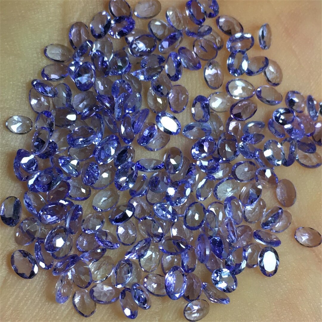 Cabochon Tanzanite Bleue Naturelle Ovale - Pierre Précieuse Non Traitée 14x9.5x7 Mm - Inde