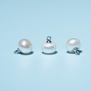 20 pcs Pearl Buttons, Natural Pearl Buttons with wire shank, 5 colors SIZE (8-9mm)