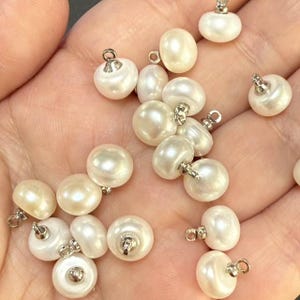 20 pcs Pearl Buttons, Natural Pearl Buttons with wire shank, 5 colors SIZE (8-9mm)