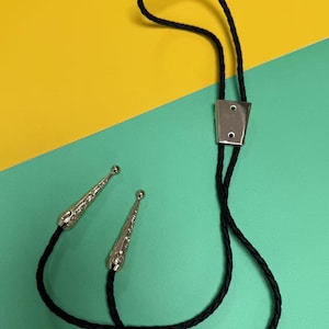 12pcs Bolo Tie diy supplies, Wedding Necklace for Men Women Groomsmen Bridegroom, Vintage Style Bolo Tie, DIY gift for him/her,Bolo Settings