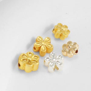 18k Gold Plated Five Petal Flower Bead, Flat Round Pattern Bead, Floral Bead, Double-sided Bead, Blooming Bead, Bracelet Bead, Spacer Bead