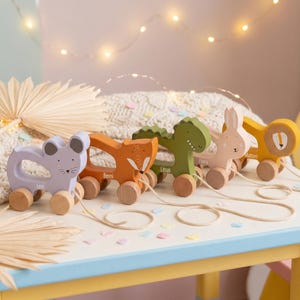 Nachziehtier, Nachziehtier personalisiert, Baby Spielzeug, Baby Geschenk personalisiert, Nachziehspielzeug, Hinterherzieh Tier