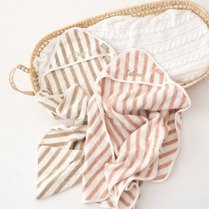 Kapuzenbadehandtuch Baby, Kapuzenhandtuch mit Namen, Babyhandtuch, Baby Geschenk, Geburt, Taufe, Kapuzenhandtuch, Handtuch mit Name