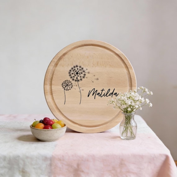 Holzbrett rund, Brettchen personalisiert, Schneidebrett, Brettchen rund, Brettchen Pusteblume, Baby Geschenk, Brotzeitbrett