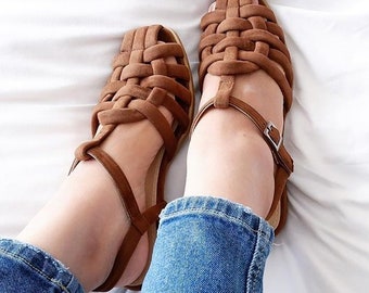 suede casual flat shoe, light beige braid woman shoe, hippie vintage pointed toe shoe, huarache simple shoe, woven mexican flat shoe