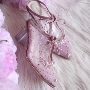 roze klassieke bruiloftsgasthakken, feestlaarzen op maat gemaakte hakken, mooie glazen hak bruidsmeisje, muiltjes met kralen avondfeest, eenvoudige feestschoen