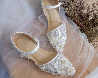 ivory pointed toe embroidery heels, ivory 3d flower girly beaded flat shoes, sequin pretty formal heels, floral custom bridal low heel shoe