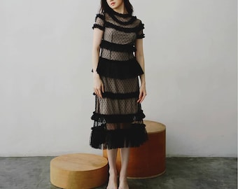 Robe en tulle superposé princesse noire, robe simple à plusieurs niveaux, robe de soirée en tulle formel graduée, jolie robe noire de fiançailles élégante