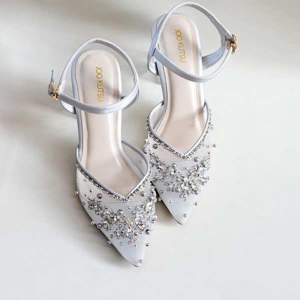 silver beaded rhinestone bridal shoe, classy elegant party heels. classic wedding shoe, handmade party glam pointed toe shoe, simple heels
