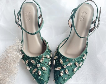 Sapato de festa verde esmeralda com salto baixo, sapato de casamento para festa em jardim tropical, sapato elegante para convidada de casamento com tira no tornozelo, salto com bordado simples