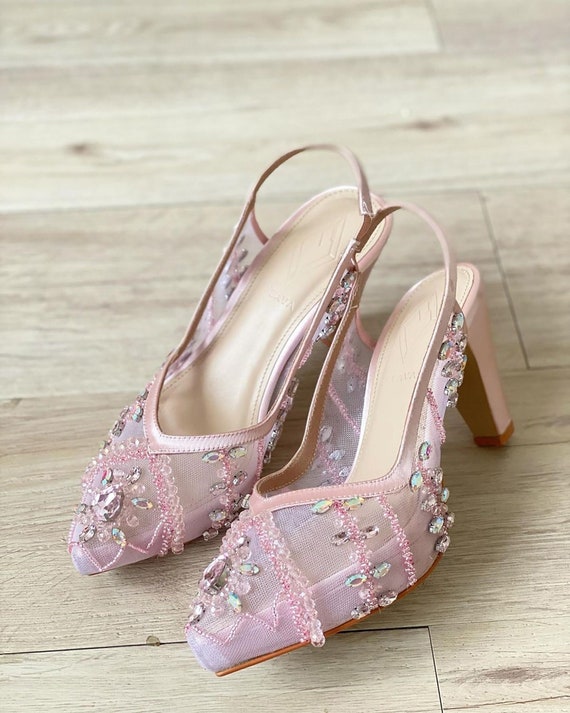 Pretty pink heels 2025