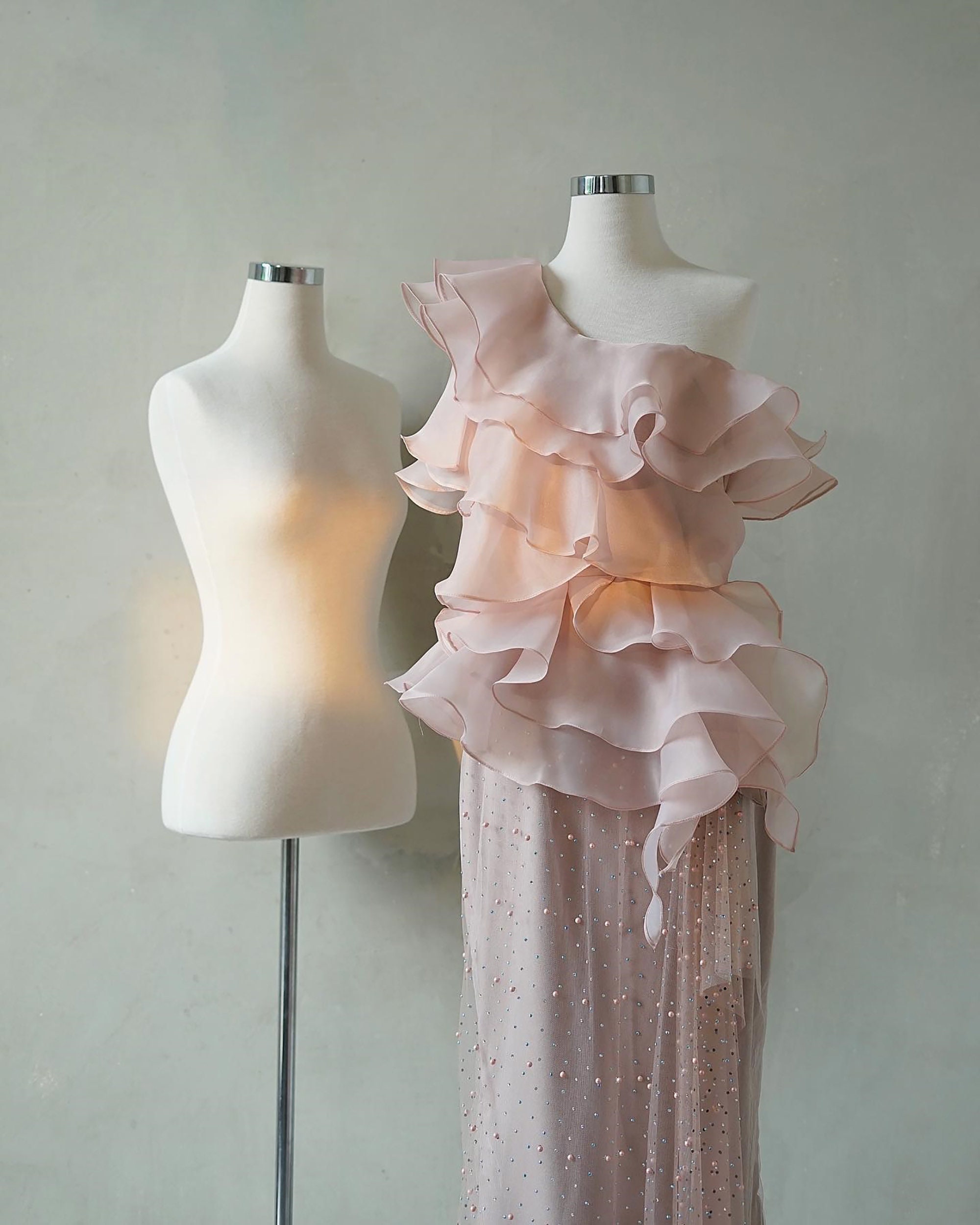 トップス PAMEO POSE TULLE RUFFLE GATHER SHIRT PAMEO POSE（パメオポーズ）の「Tulle Ruffle Gather Shirt