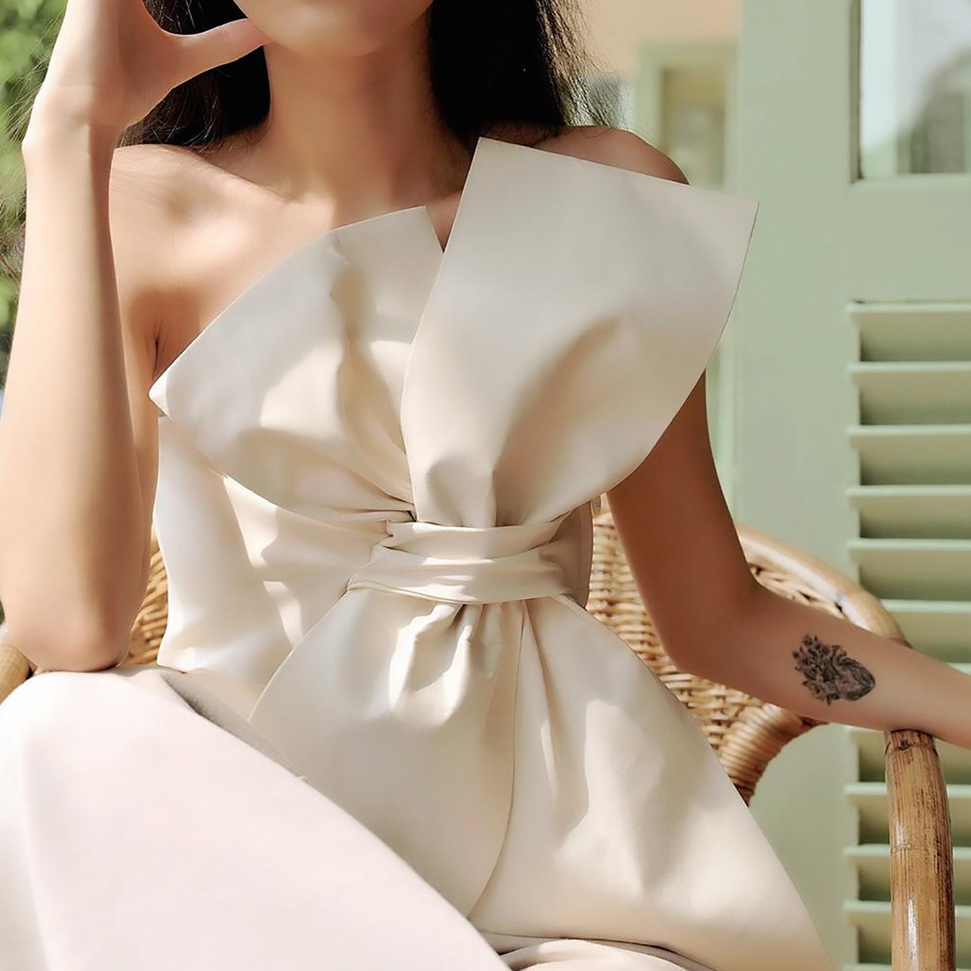 Dresses with bows on the cheap front