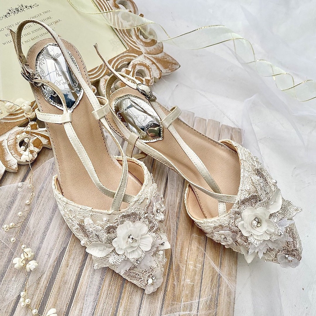 Ivory Kitten Heels Wedding Sandal, Lace Floral Bridal Shoes, Lace