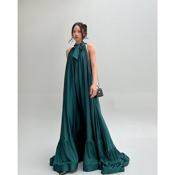 Model robe soirée satin hotsell