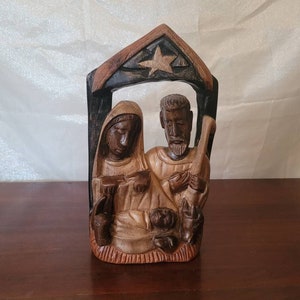 Christmas Nativity Wood Carving - Jesus Mary Joseph with Animals in Manger