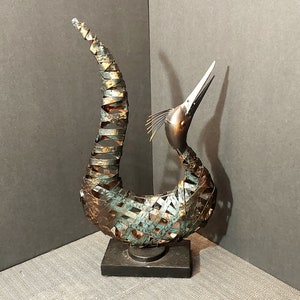 Vintage 1990&#39;s Pier 1 Metal Bird / Crane Sculpture - Woven Mesh Style