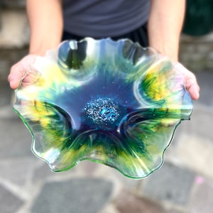 Large Resin Bowl - Wavy Bowl - Stunning elegant Resin Bowl - Decorative Dish-Luxury Decorative Resin bowl - housewarming gifts -green decor