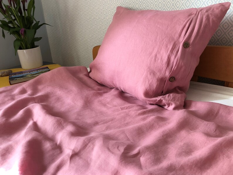 Indian pink linen bedding image 10