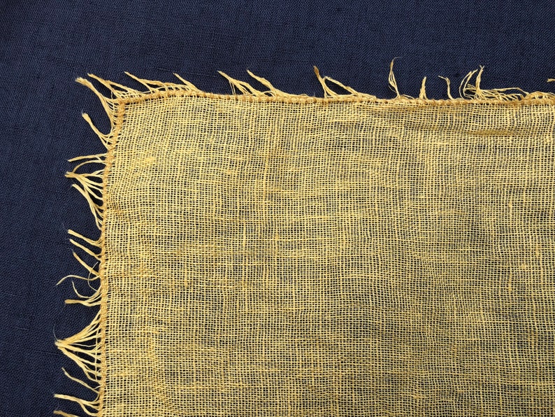 Linen napkin with tassels image 1