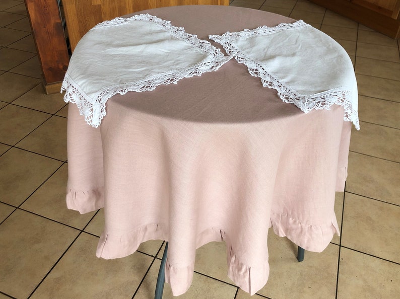 Round linen tablecloth with ruffles image 3